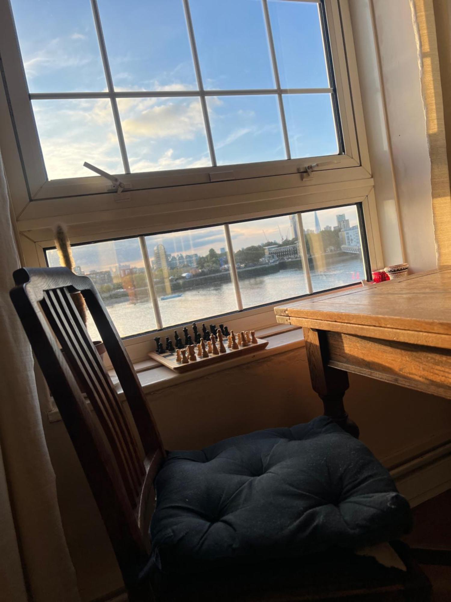 Charming And Cosy Canary Wharf With Stunning Views Gazde/Camere de închiriat *